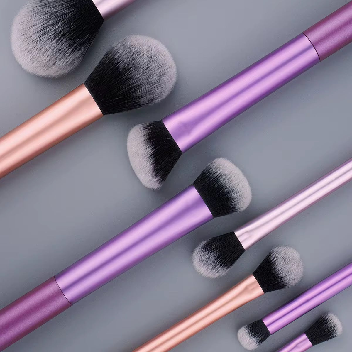 Professional 5-Piece Makeup Brush Set with Blending Sponge for Flawless Application - NARA SPACE