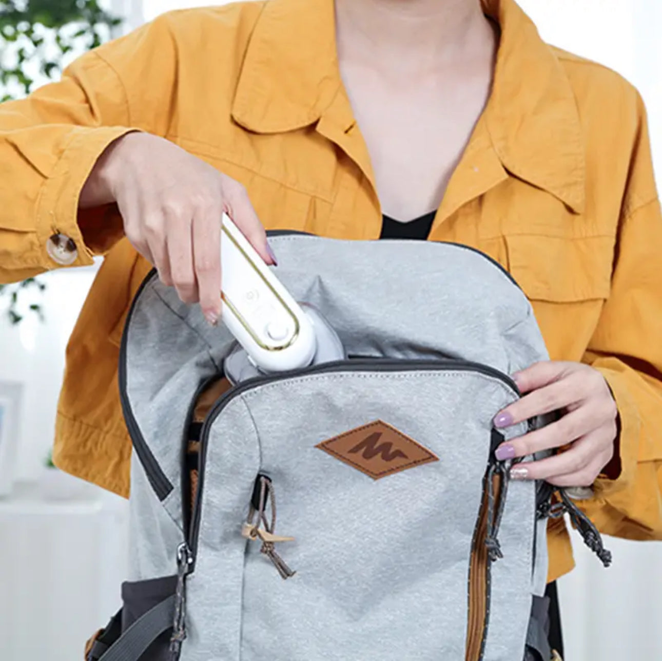 Compact Wireless Travel Iron – USB Rechargeable & Portable - NARA SPACE